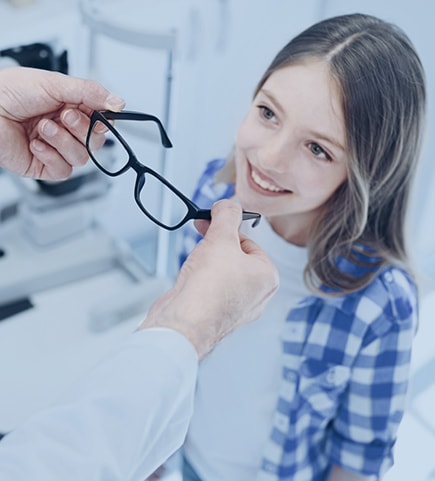 Children's Eye Exams Supporting Image